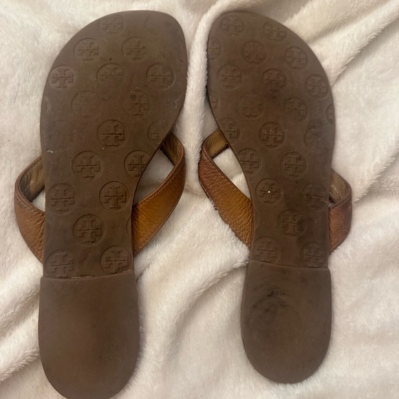 Tory Burch Brown Leather Flip Flop Sandals - Picture 2 of 3